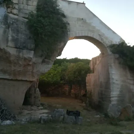 Le Di Tufo Riccio Di Mare פאביננה